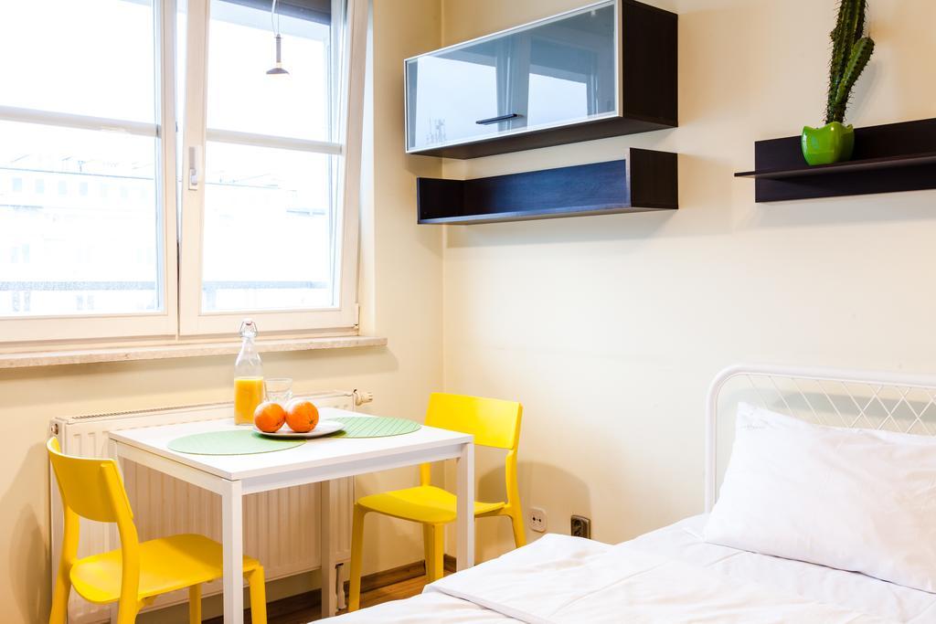 Apartament Apartment4you Plac Bankowy Warszawa